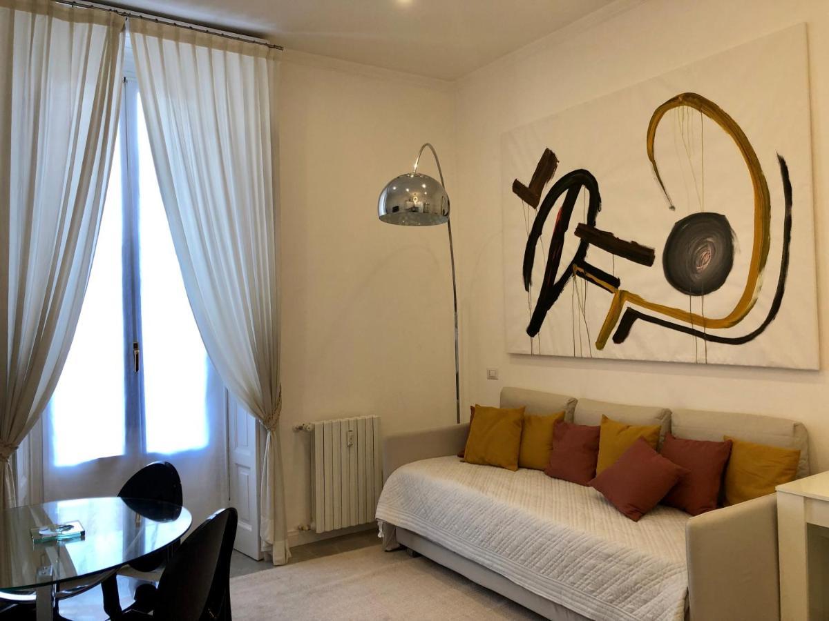Casa Alberto Da Giussano, Elegante Bilocale In Centro Con Balcone Sul Parco มิลาน ภายนอก รูปภาพ